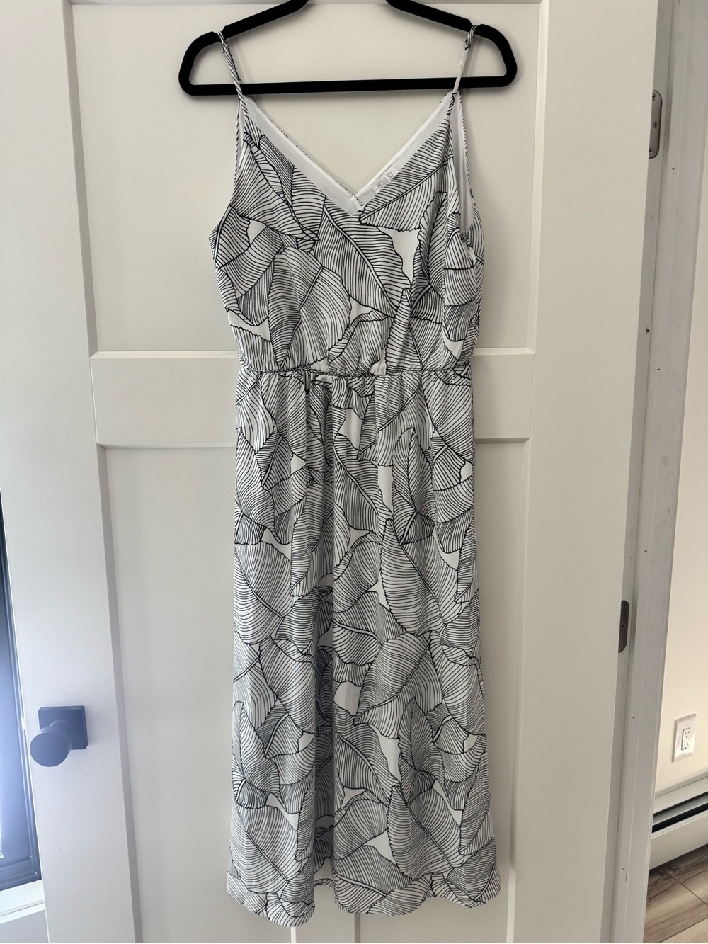 Sienna Sky Black-and-White Leaf-Print Spaghetti-Strap Midi Dress
